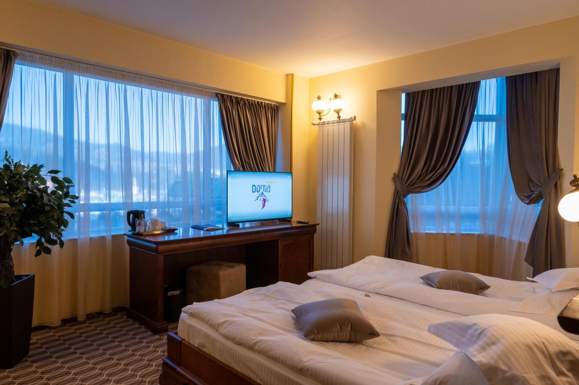 וטרה דורניי Hotel Dorna מראה חיצוני תמונה