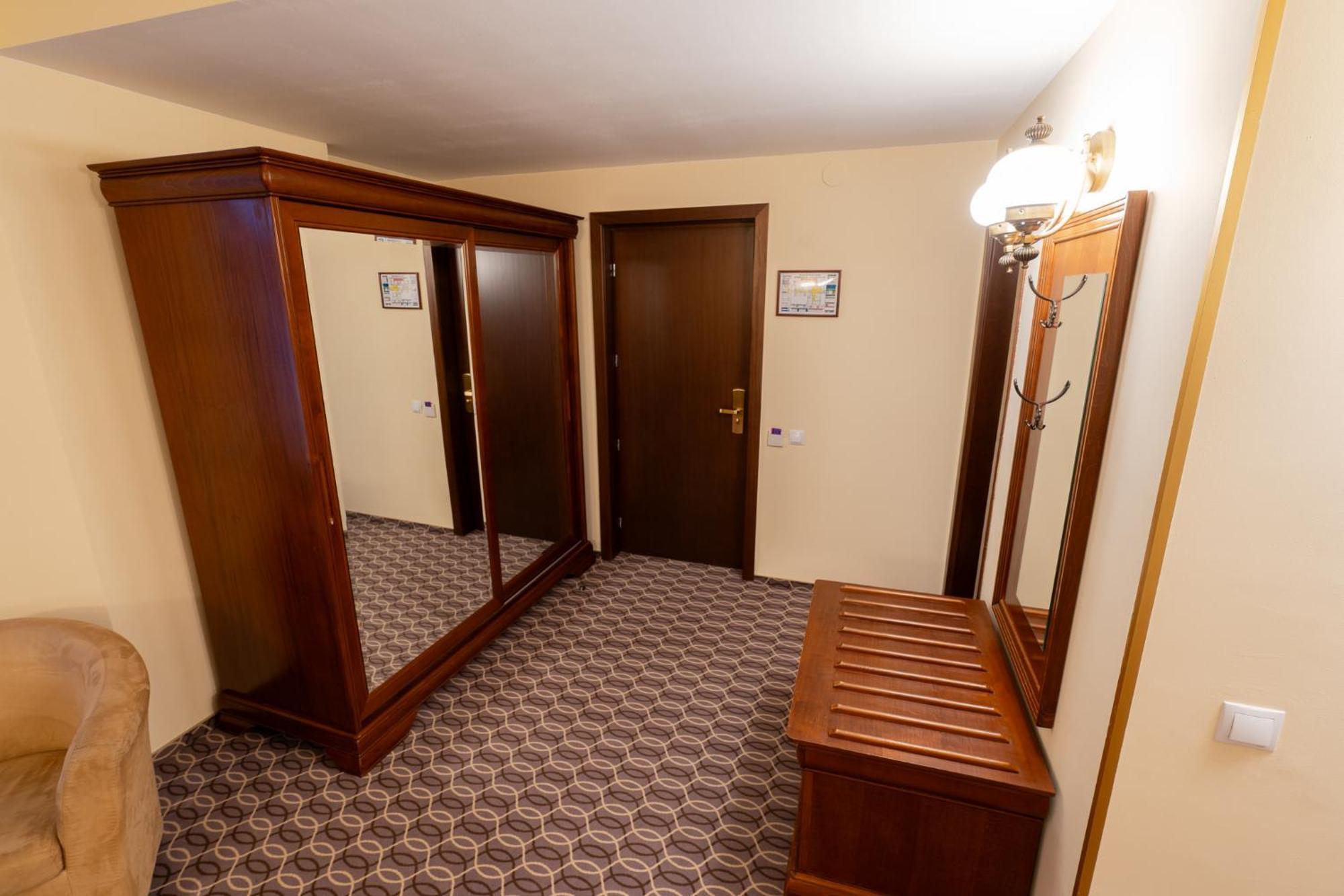 וטרה דורניי Hotel Dorna מראה חיצוני תמונה