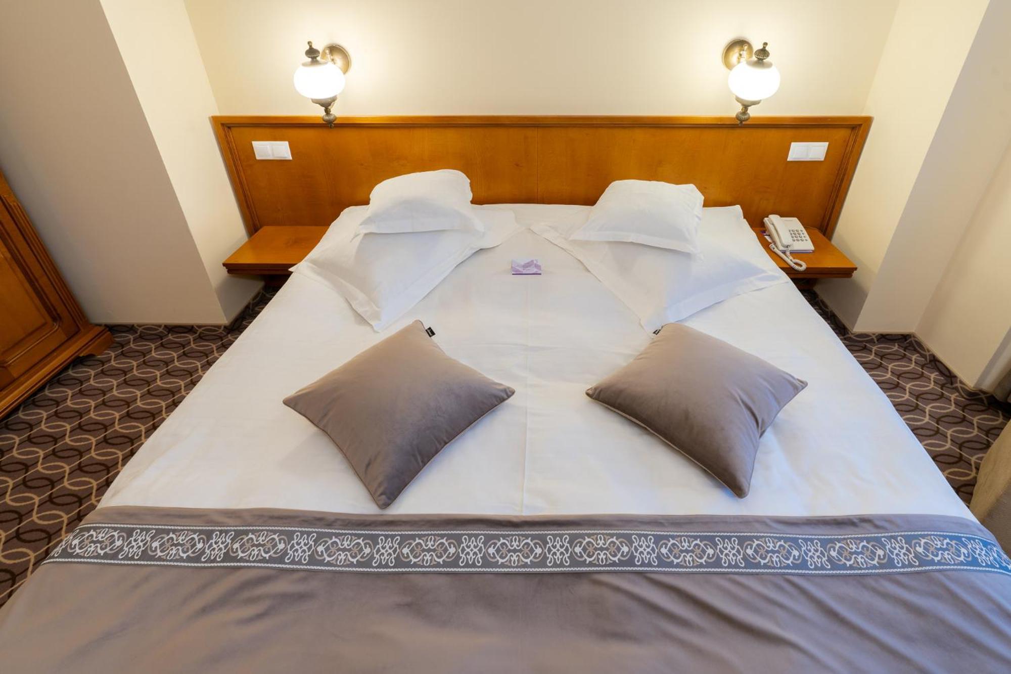 וטרה דורניי Hotel Dorna מראה חיצוני תמונה